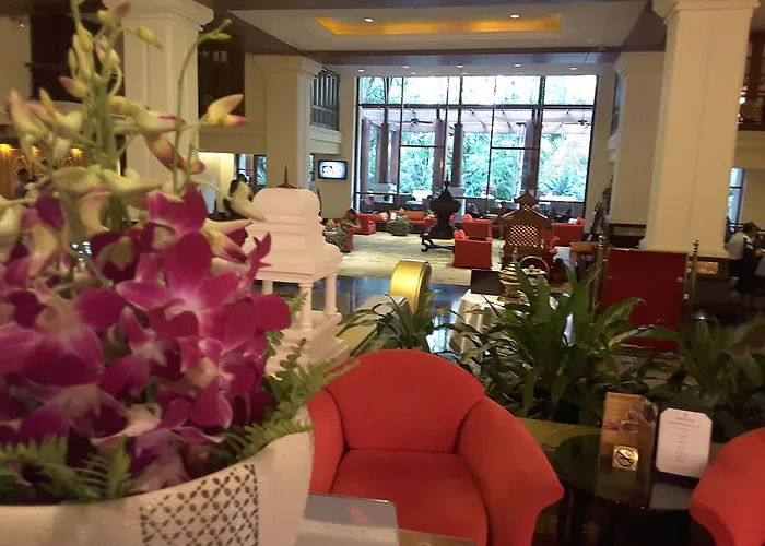 Kandawgyi Palace Hotel