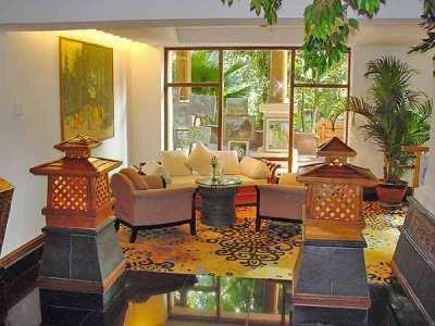 Hotel Kandawgyi Palace