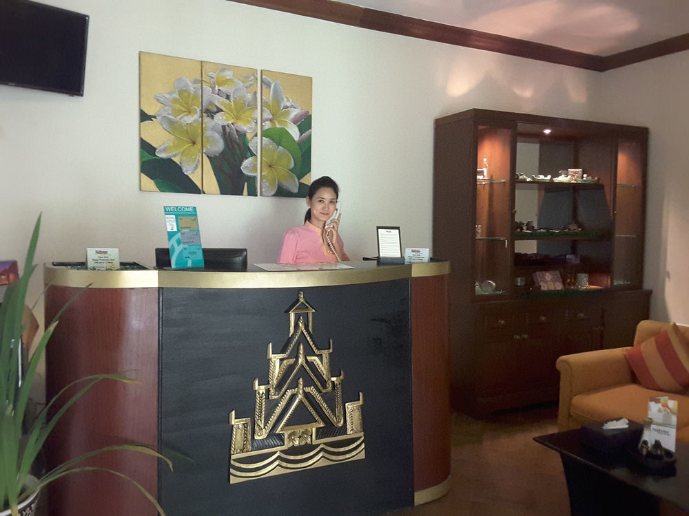 Hotel Kandawgyi Palace